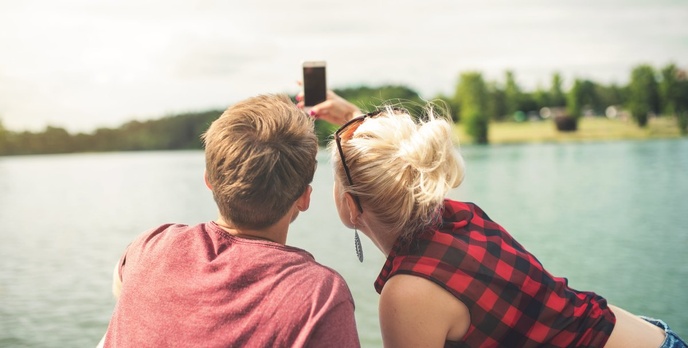 Pary ze sobą nie rozmawiają, więc Facebook stworzył aplikację w tym pomagającą