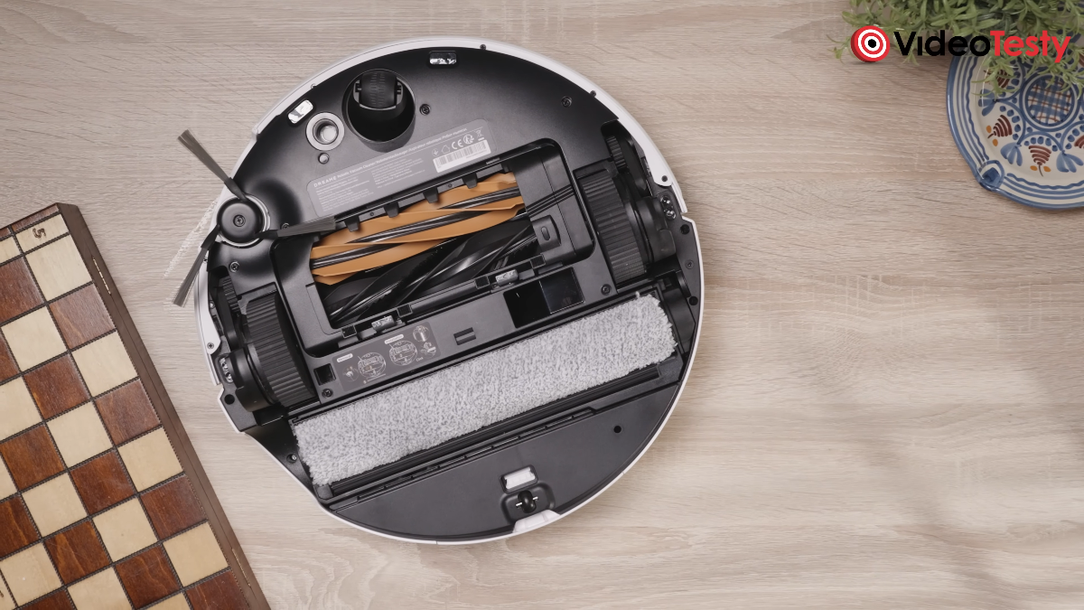 Dreame Aqua 10 Ultra Roller Complete widziany od spodu