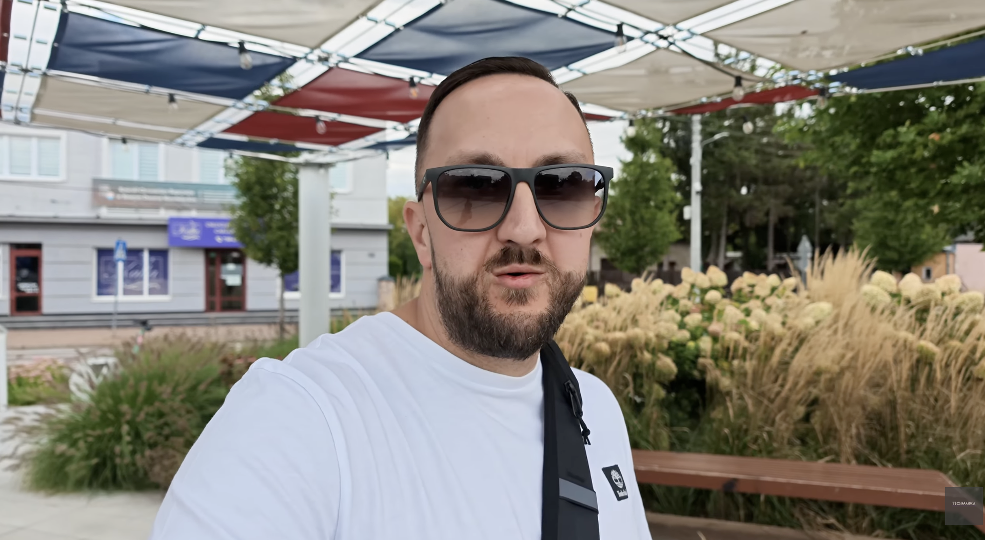 Insta360 Luna Ultra kadr w dzień