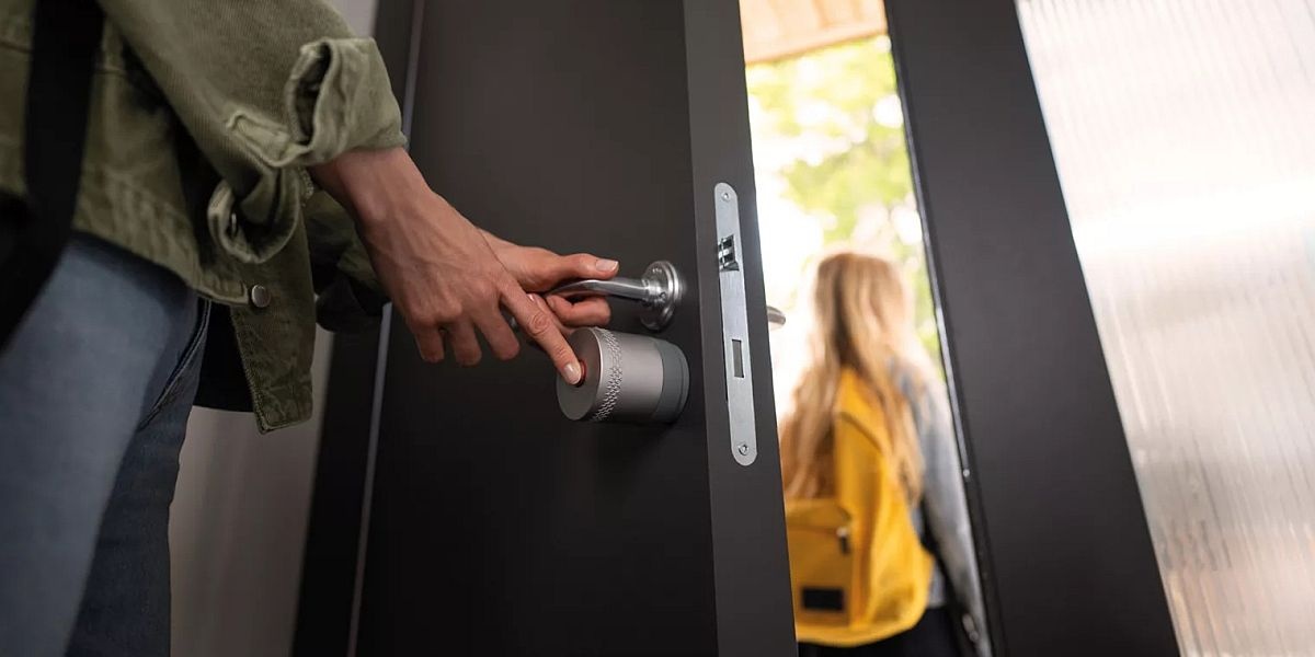 Zamek Yale Linus Smart Lock L2 Lite w sprzedaży