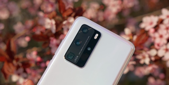 Spadają ceny Huawei - tańsze Matebooki oraz P30 i P40