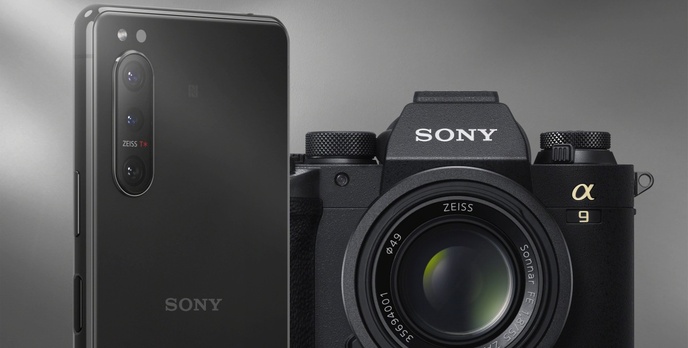 Mniejsza, tańsza, z ekranem 120 Hz - Sony Xperia 5 II zapowiada się obiecująco!