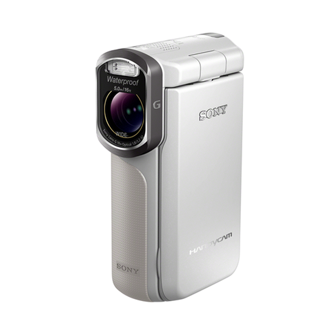Sony wprowadza pierwszą wodoodporną kamerę Handycam