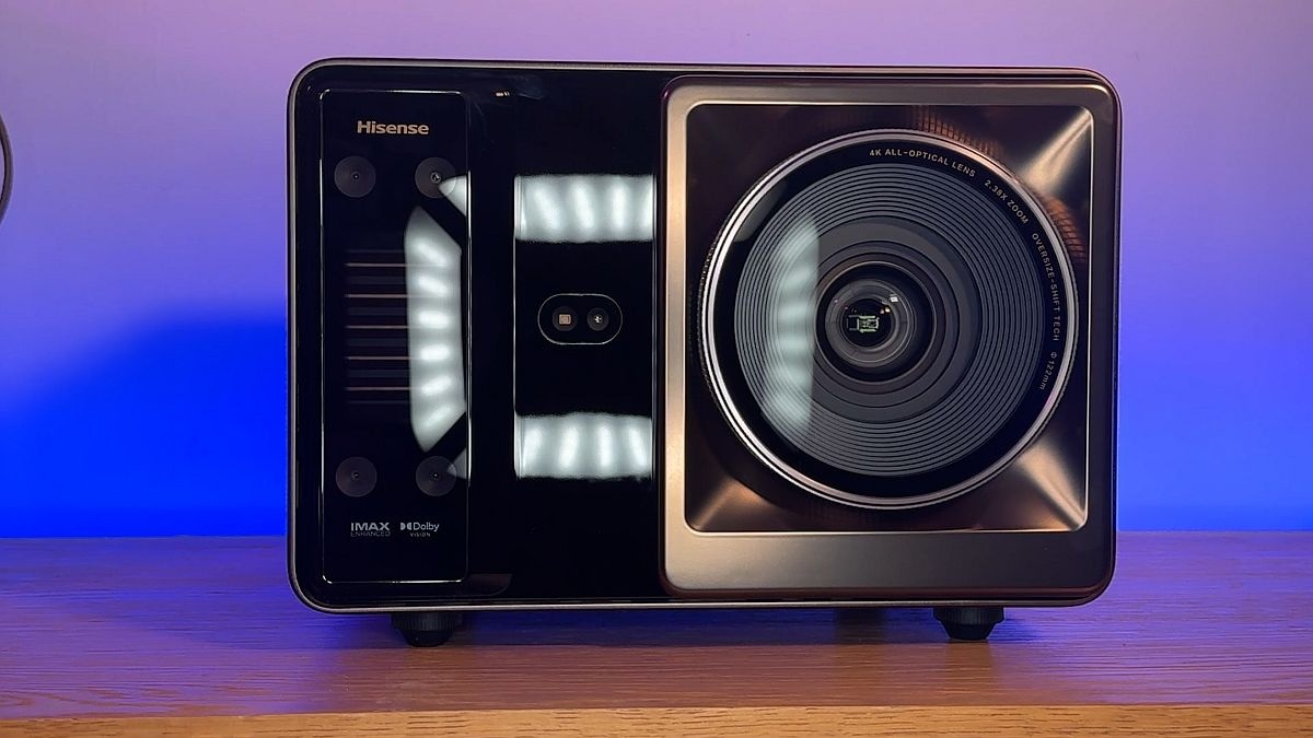 test Hisense XR10