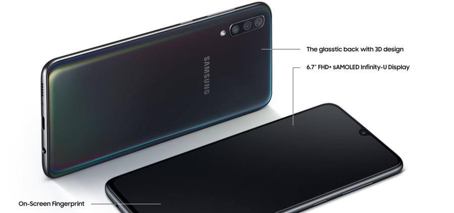 Galaxy A70 ma czytnik pod ekranem, ale ten działa przeciętnie