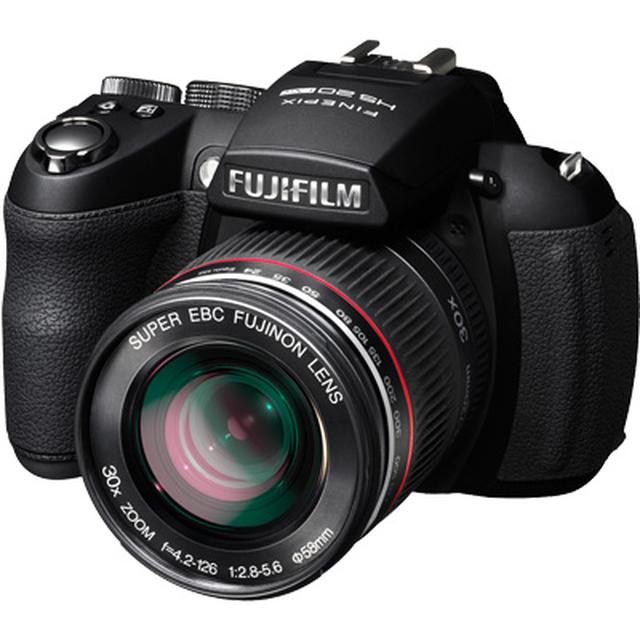 Fujifilm Finepix HS20 EXR - ceniony aparat fotograficzny