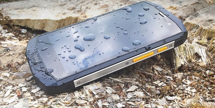 Kolejny Smartfonowy Twardziel - Tym Razem od Kruger & Matz