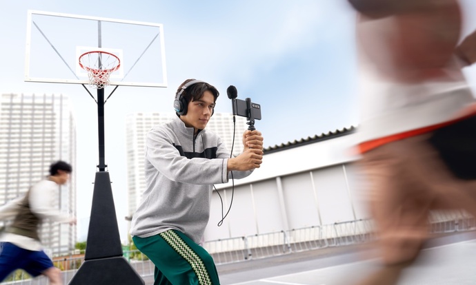 Mikrofon Sony ECM-AX10 - dźwięk przestrzenny w każdym smartfonie z USB-C