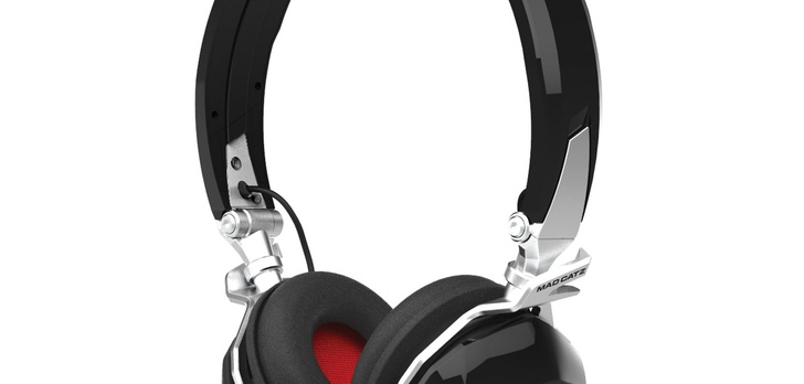 Mad Catz: mobilny headset F.R.E.Q. M 