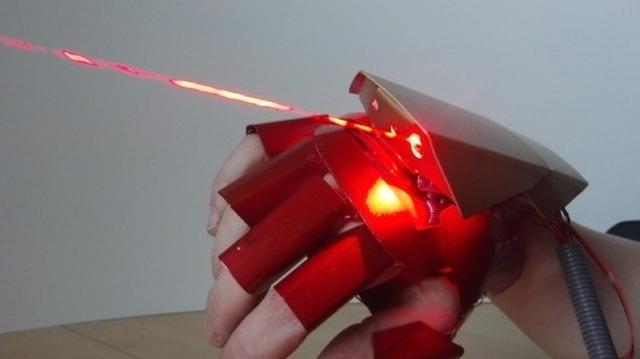 Niesamowity Gadżet - Laserowa Rękawica