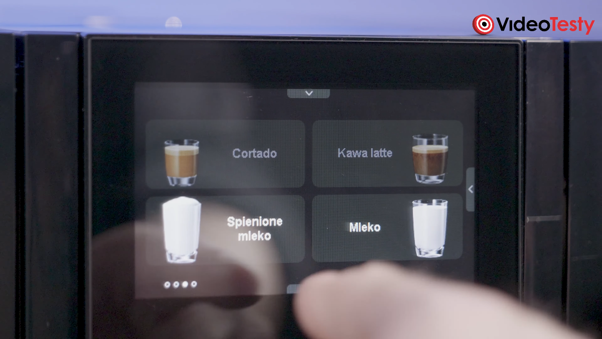 Wybieranie kawy na wyświetlaczu Jura J10