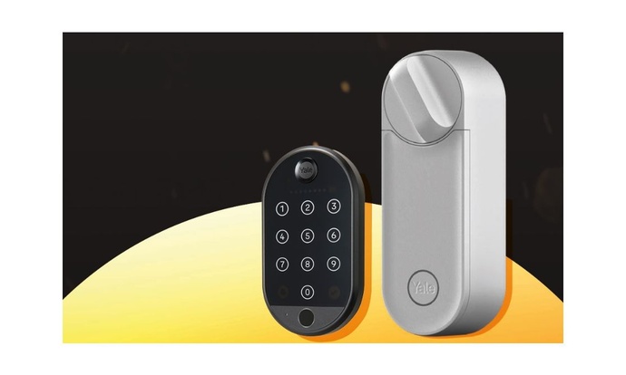 Nadeszła wyprzedaż Black Friday w Yale!