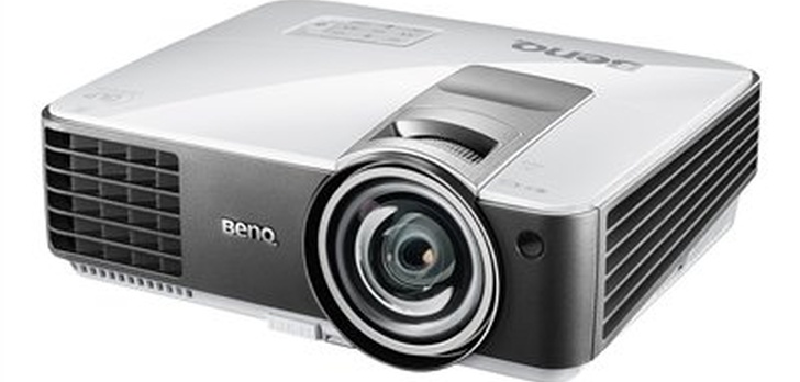 Dwa nowe, krótkoogniskowe projektory BenQ ECO dla edukacji 