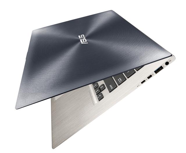 ASUS Zenbook Prime UX31A – idealny ultrabook na piłkarskie podróże podczas Euro 2012!