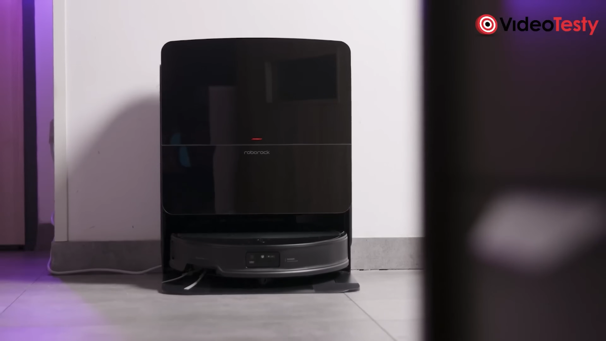 Roborock Saros 10R w stacji