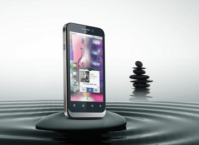 Nowy smartfon ZTE Acqua – wypłyń na szerokie wody możliwości