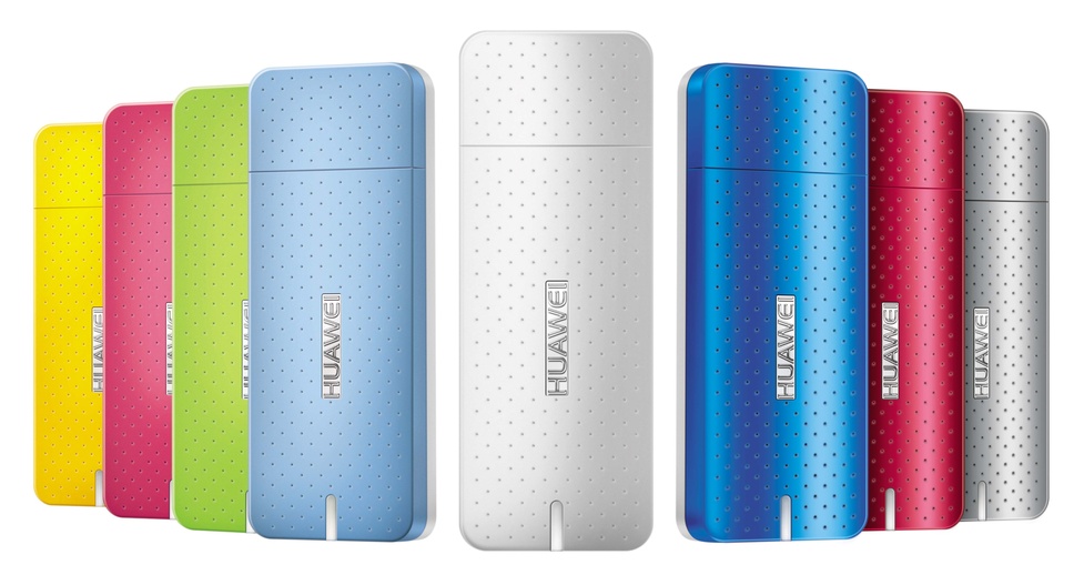 Huawei przedstawił podczas MWC 2012 najmniejszy na świecie modem USB E369