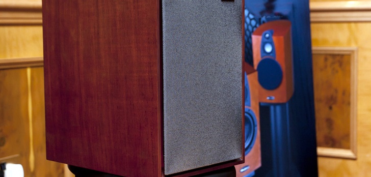 Wharfedale uczciła 80-­ lecie swojego istnienia wypuszczając na rynek głośnik Denton