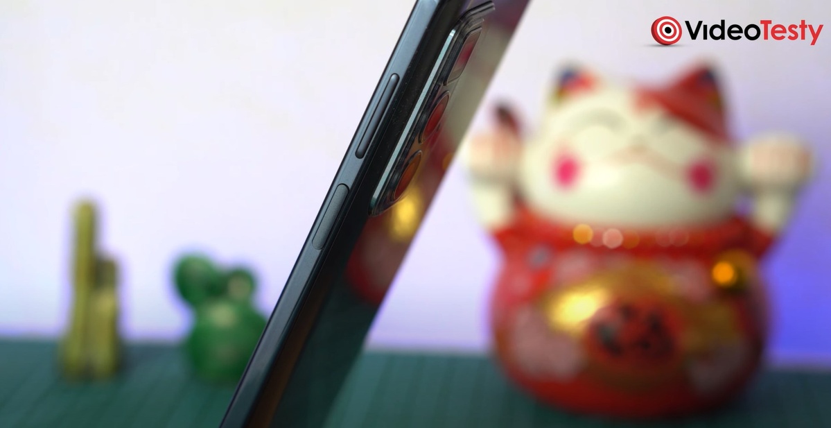 Motorola Edge 20 Pro i czytnik linii papilarnych