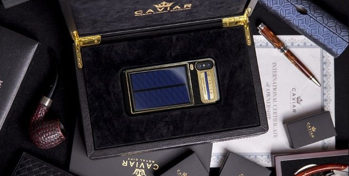 Caviar iPhone X Tesla - Takiego iPhone'a jeszcze nie widzieliście!