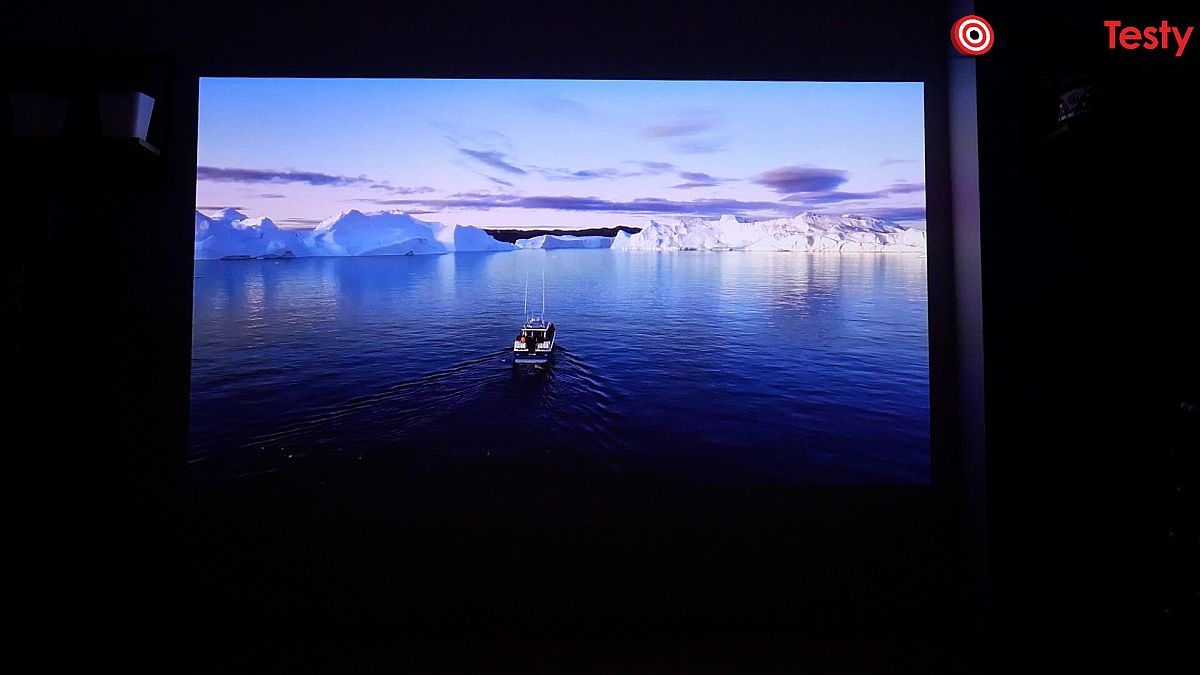 Obraz z projektora M2 Pro