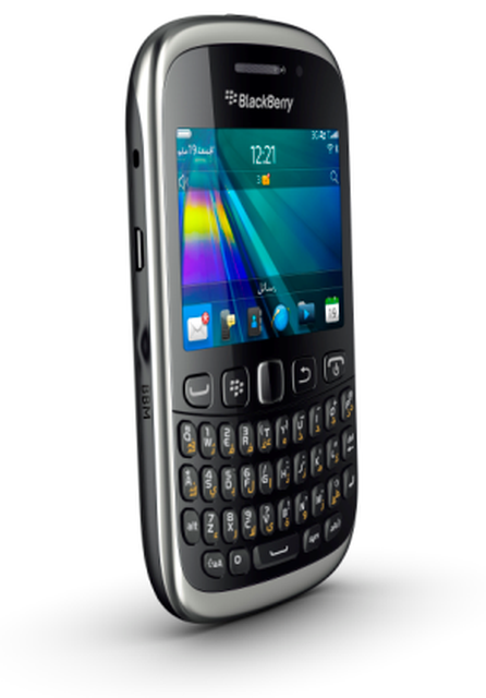 RIM prezentuje BlackBerry Curve 9320 – nowy, stylowy smartfon dla aktywnych społecznie