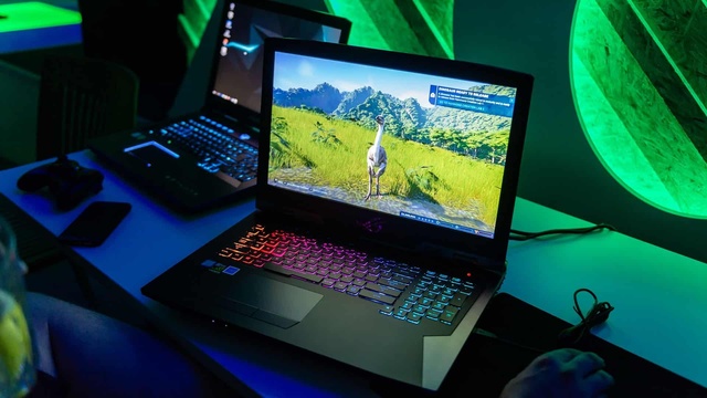 Laptopy z G-SYNC i kartami graficznymi rodem z Desktopów!