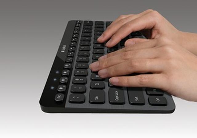 Nowa klawiatura Logitech Bluetooth Illuminated Keyboard K810 wspiera wielozadaniowość