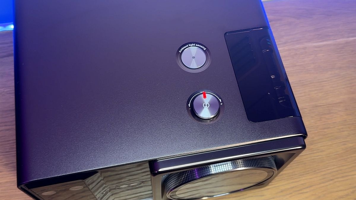 testujemy Hisense XR10