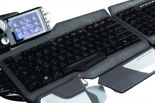 Mad Catz prezentuje technologiczny majstersztyk - S.T.R.I.K.E. 7