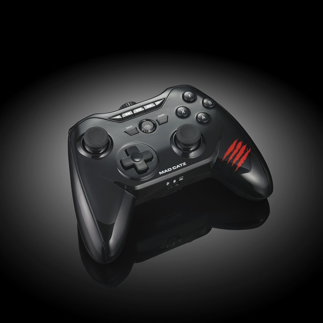 Mad Catz C.T.R.L. R. - Solidny Gamepad Dla Urządzeń Mobilnych