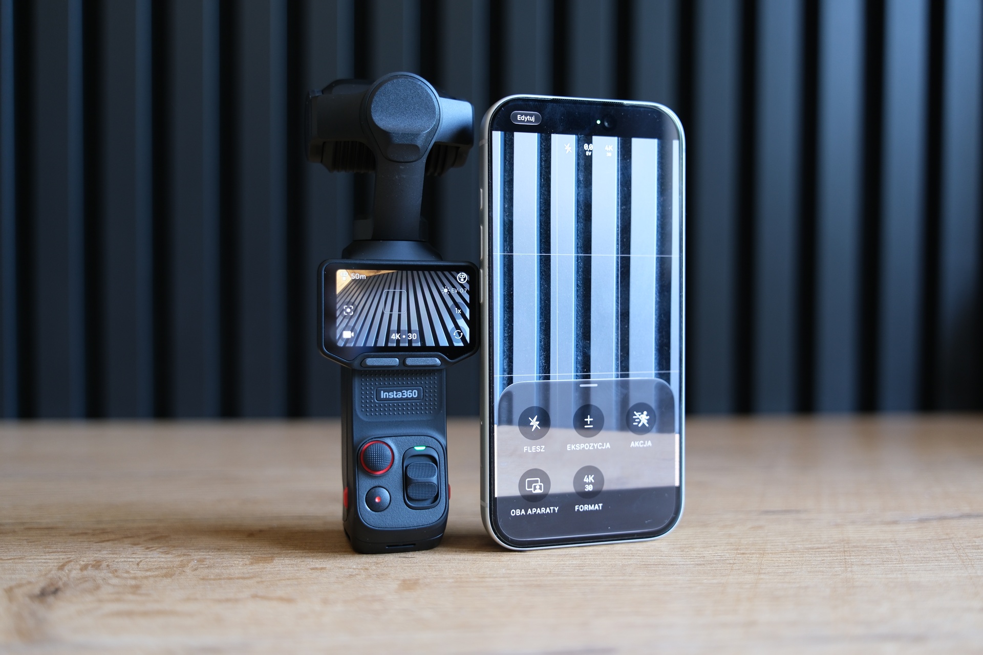 Insta360 Luna Ultra vs iPhone 17 Pro