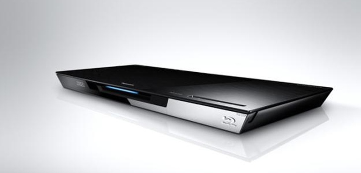Ustaw swój Blu-ray Panasonic BBT01 do pionu!