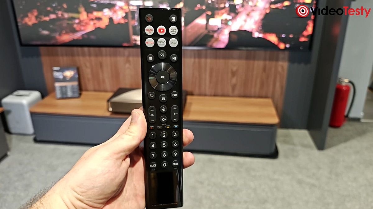 pilot Hisense L9Q Laser TV