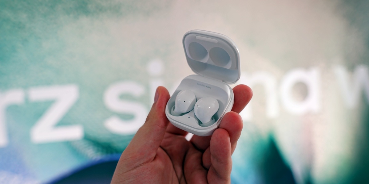 Samsung Galaxy Buds 2 zachowały ten sam rozmiar etui