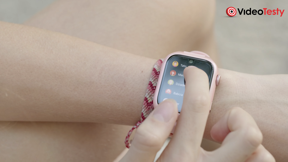 Wybieranie rozmówcy w Stelio Junior Pro AI