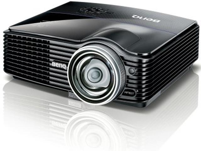 BenQ MP 782ST – pierwszy panoramiczny projektor Short Throw