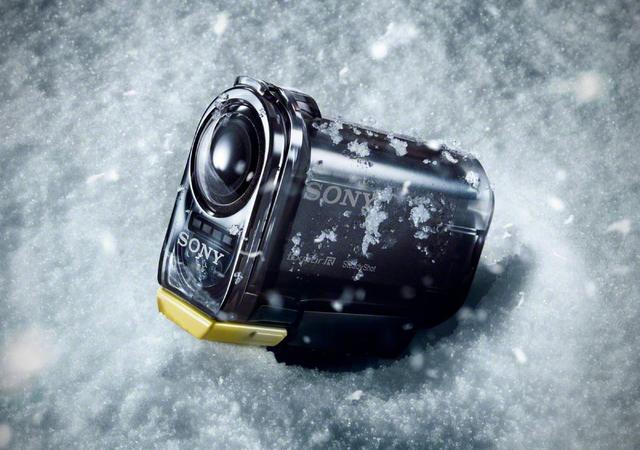 Sony HDR-AS15 - kamera wideo dla poszukiwaczy przygód