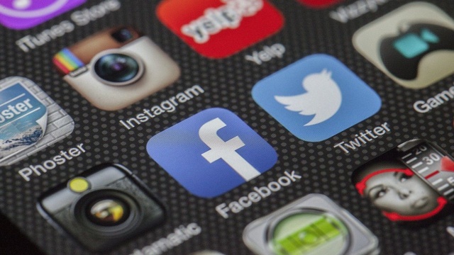 Facebook - Algorytm do oznaczania spamu przesadził