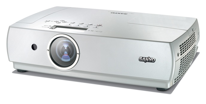 SANYO PLC-XC56 – automatycznie zmieniający filtry projektor