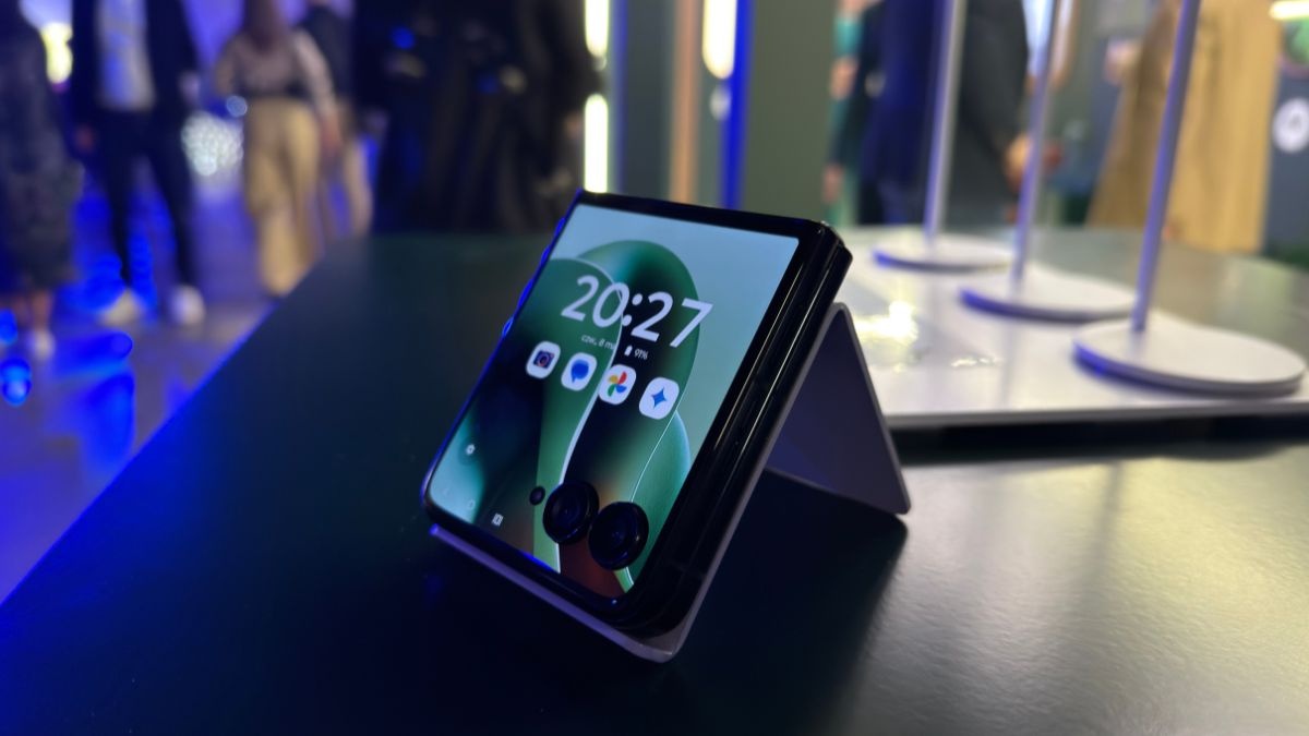 smrtfom motorola razr 60 ultra