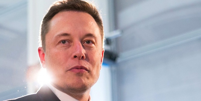 Chip łączący mózg użytkownika ze smartfonem na pokazie Elona Muska