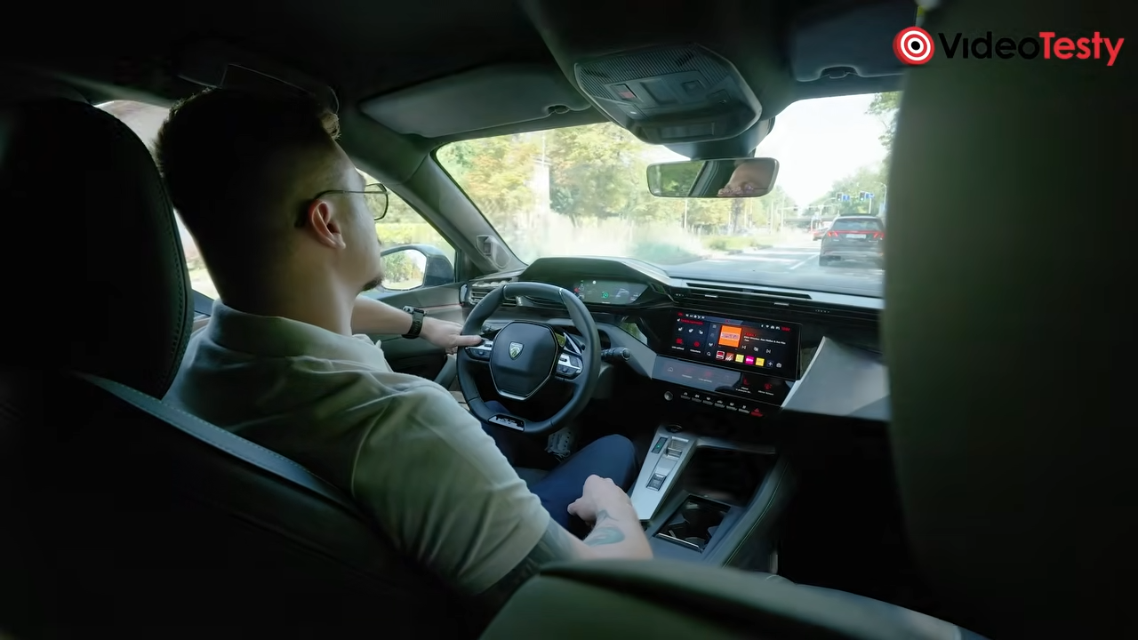 Czy Nowy Peugeot 408 to najlepszy crossover na rynku?