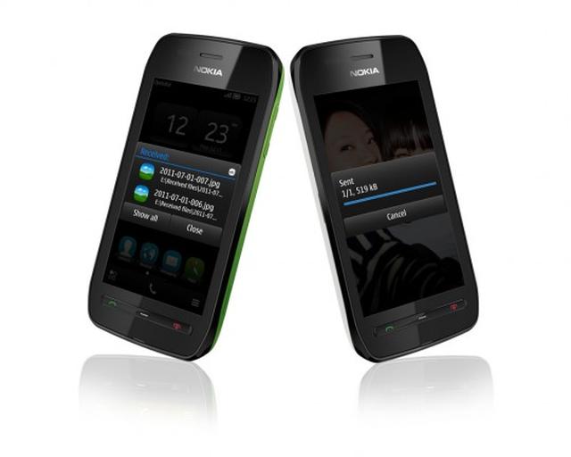 Kolorowy i przystępny cenowo telefon Nokia 603