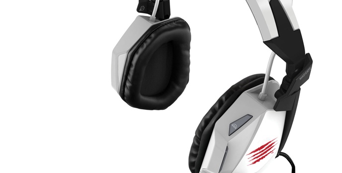 Mad Catz: F.R.E.Q. 5 w białym kolorze dla użytkowników Mac oraz PC 