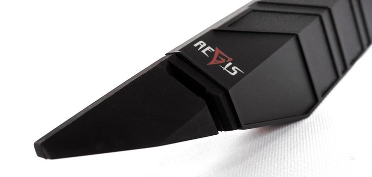 Gamdias Aegis - praktyczny gadżet na monitor