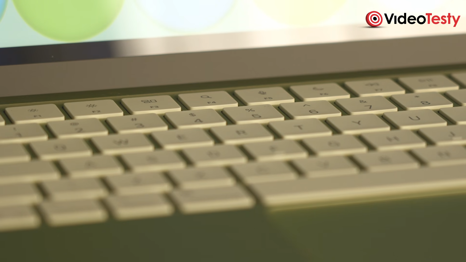 MacBook Neo 12.9" (2026) klawiatura