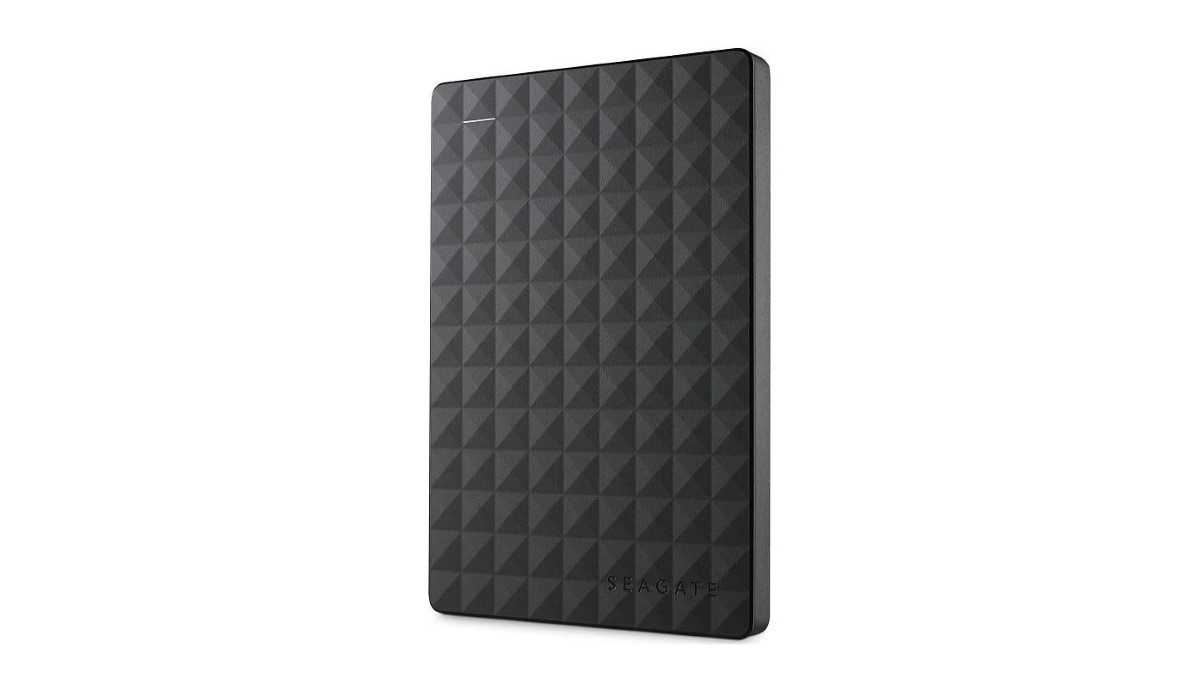 Seagate Expansion Portable na białym tle