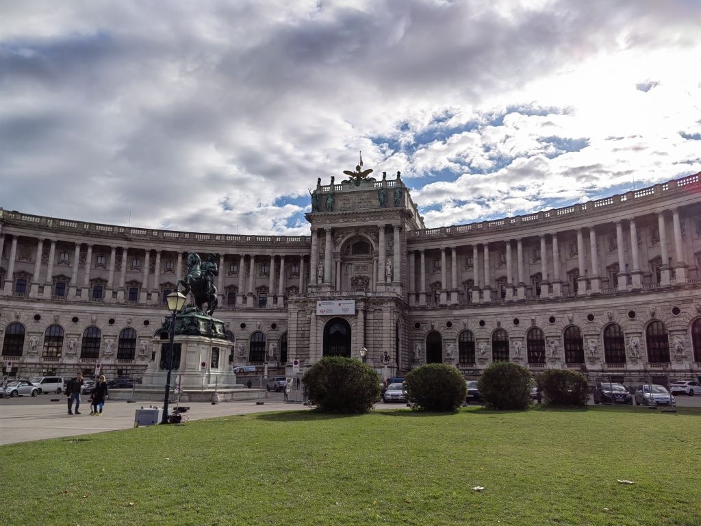 Urządzenie nie zawsze radzi sobie z pochmurną pogodą