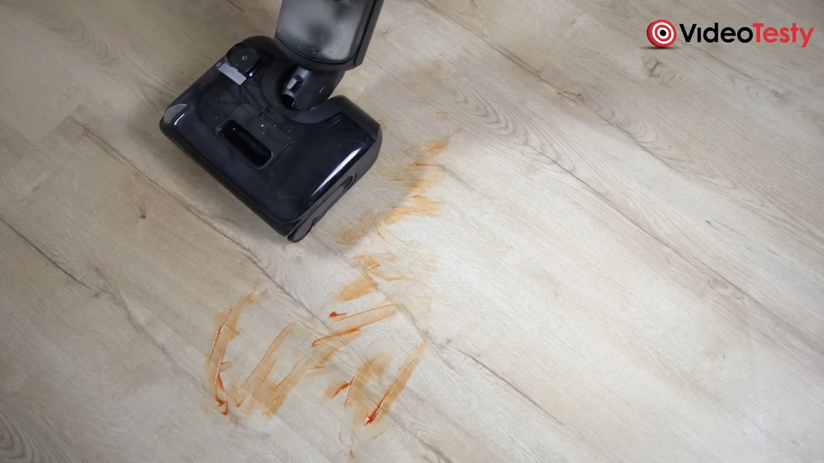 Roborock F25 Combo myje podłogę